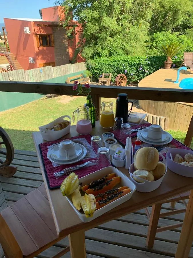 Ike Suite Praia do Rosa Pensionat