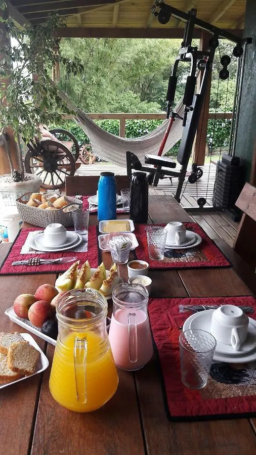 Ike Suite Praia do Rosa